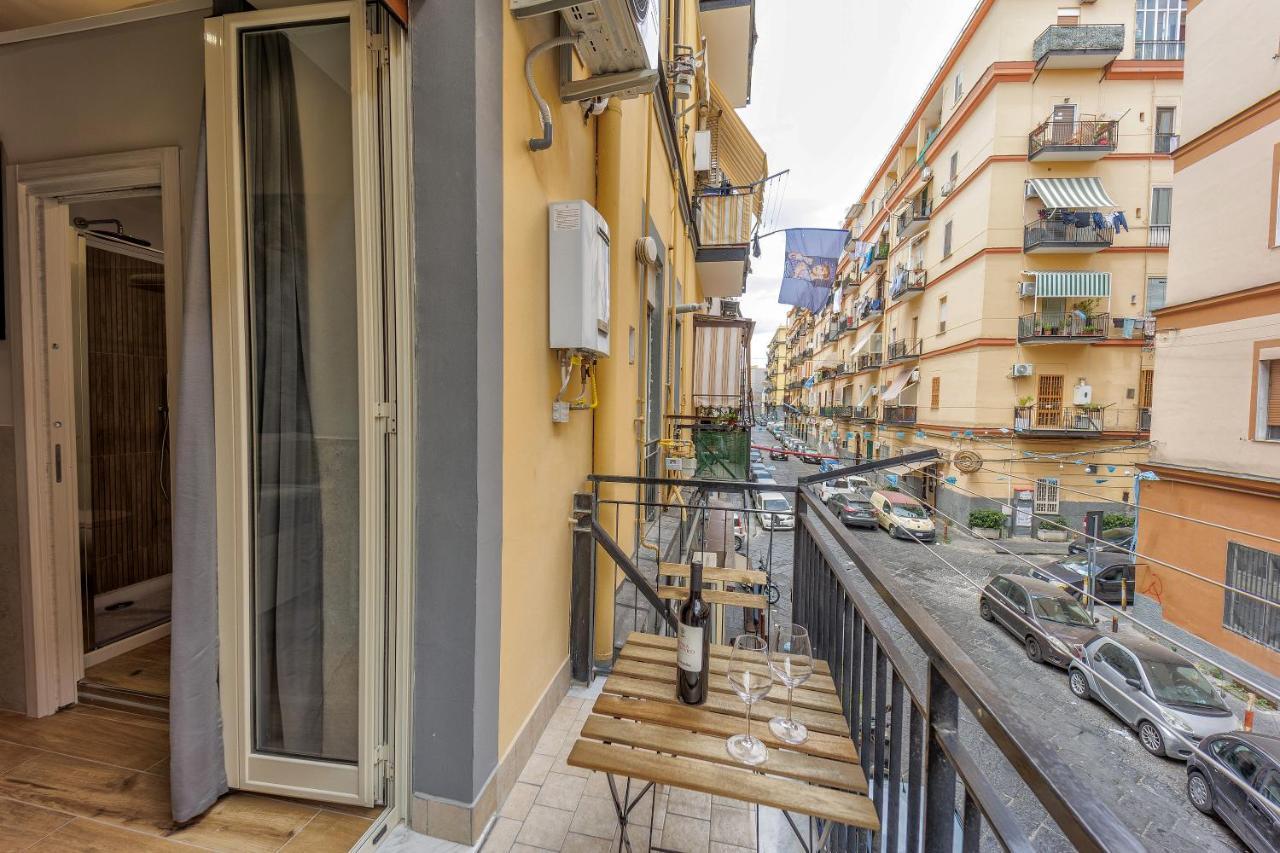 Live Suite Napoli Экстерьер фото