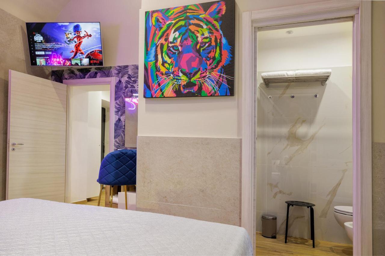 Live Suite Napoli Экстерьер фото