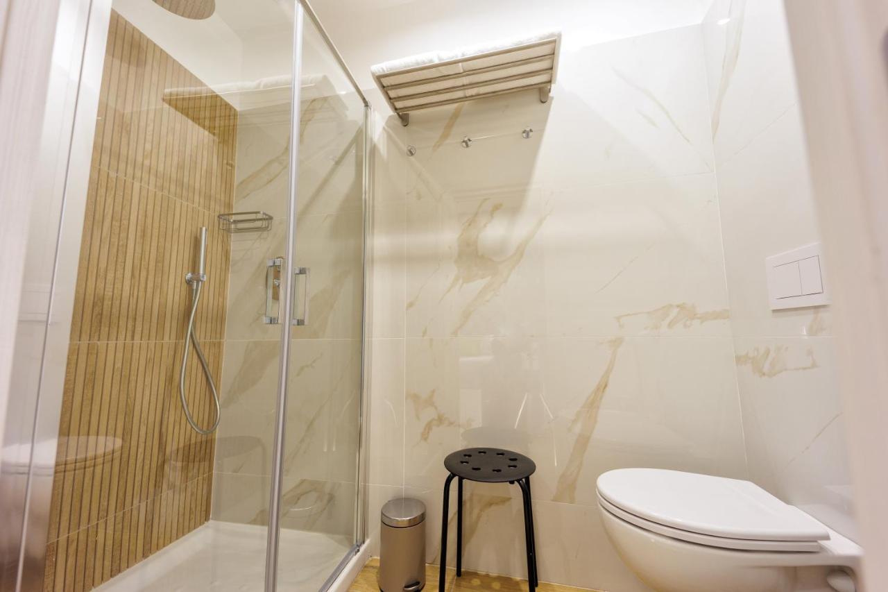 Live Suite Napoli Экстерьер фото