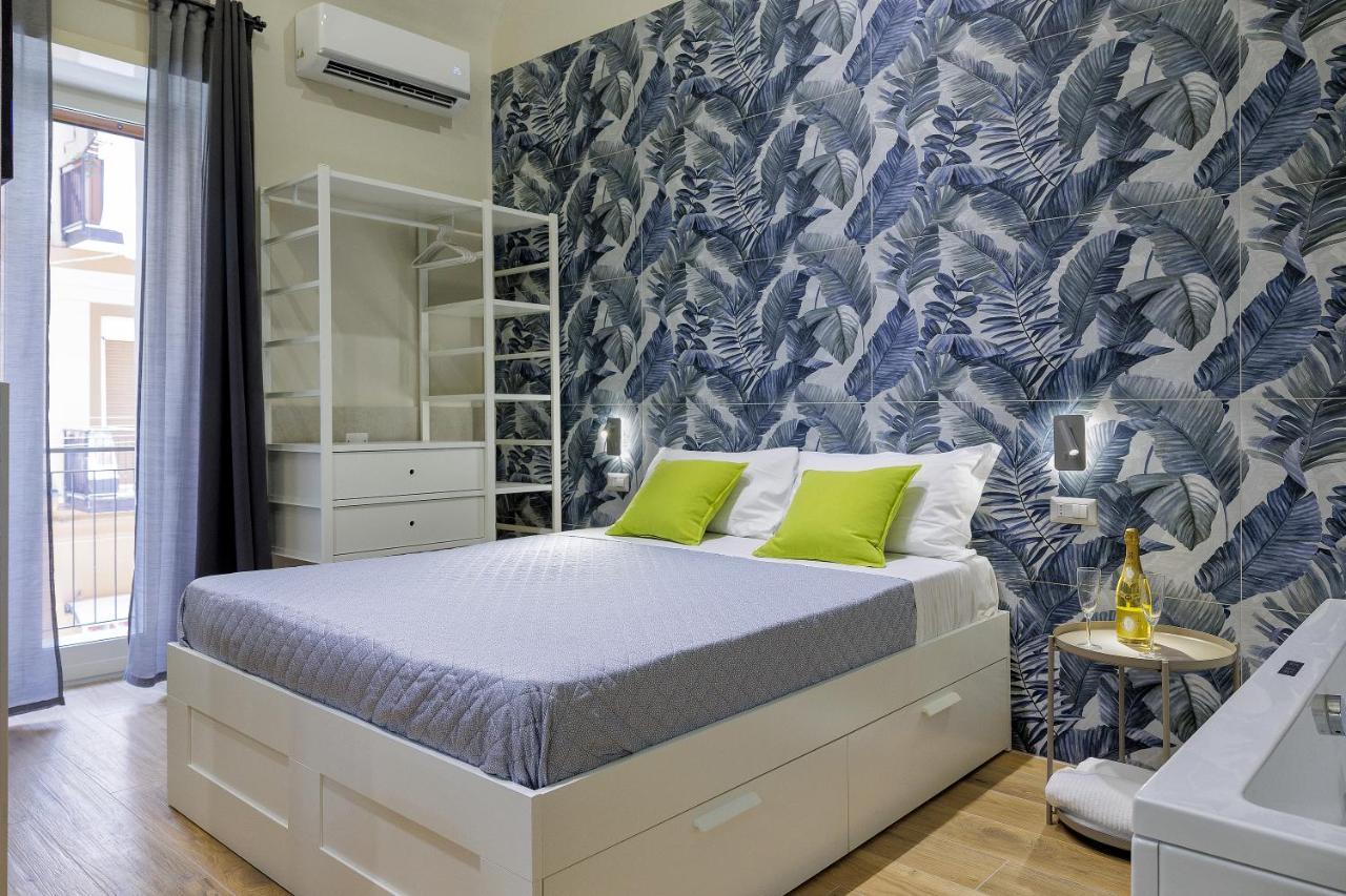 Live Suite Napoli Экстерьер фото